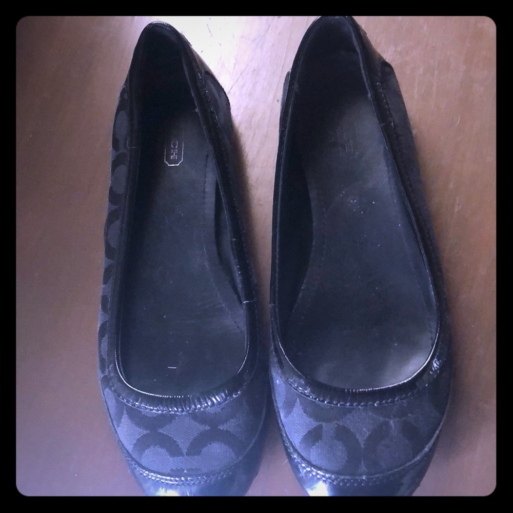 Coach flats